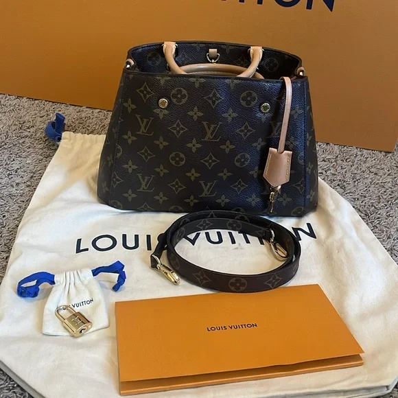 Louis Vuitton Montaigne Monogram BB - Picture 4 of 17